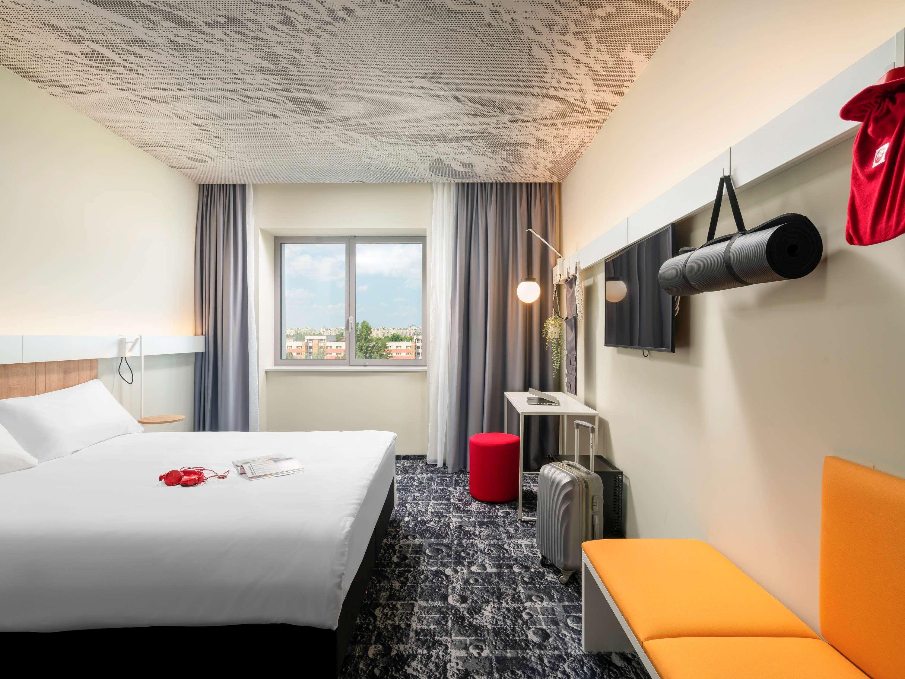 Hotel Ibis Bucharest Politehnica Esterno foto