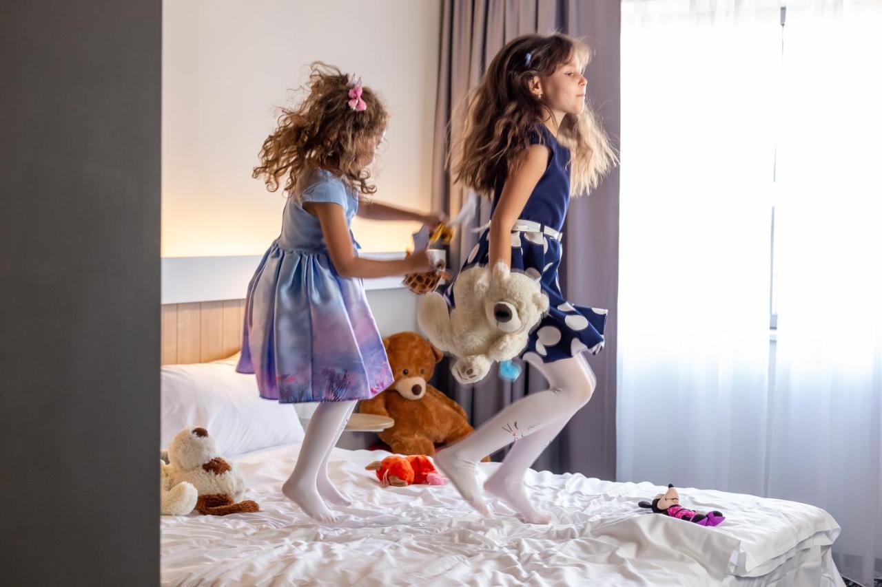 Hotel Ibis Bucharest Politehnica Esterno foto